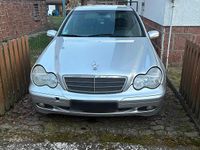 Gebraucht Mercedes C180 143 PS (105 kW) 2002 Silber Limousine