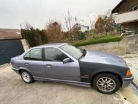 Gebraucht BMW 316 Basis 105 PS (77 kW) 1997 Violet Limousine