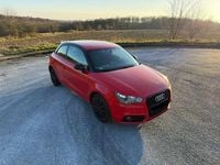 Gebraucht Audi A1 Ambition 122 PS (89 kW) 2014 Rot Kleinwagen