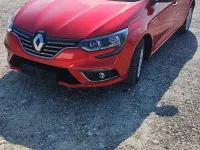 Usata Renault Mégane Bose Edition 140 CV (102 kW) 2019 Rosso Berlina