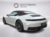 Gebraucht Porsche 911 Carrera Cabriolet 394 PS (289 kW) 2025 Grau Cabrio