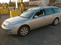 Gebraucht Ford Mondeo 125 PS (91 kW) 2007 Silber Kombi