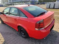 Używany Opel Vectra GTS 122 KM (89 kW) 2004 Czerwony Sedan/Limuzyna
