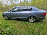 Używany Skoda Superb Elegance 160 KM (117 kW) 2009 Niebieski Sedan/Limuzyna
