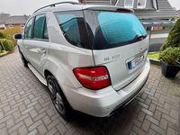 Gebraucht Mercedes ML320 224 PS (164 kW) 2006 Silber SUV