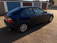 Gebraucht BMW 316 105 PS (77 kW) 1999 Blau Limousine
