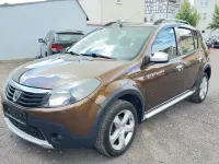 Gebraucht Dacia Sandero Stepway 84 PS (61 kW) 2012 Braun Limousine