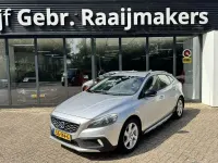 Gebraucht Volvo V40 CC Momentum 116 PS (85 kW) 2013 Grau Kombi