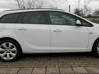 Gebraucht Opel Astra 140 PS (102 kW) 2015 Weiß Kombi
