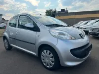 Gebraucht Peugeot 107 68 PS (50 kW) 2006 Grau Kleinwagen