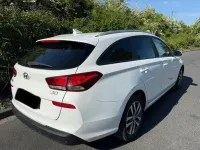 Gebraucht Hyundai i30 110 PS (80 kW) 2018 Weiß Kombi