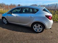 Gebraucht Opel Astra Design Edition 179 PS (131 kW) 2011 Silber Limousine