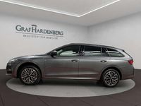 Neu Skoda Octavia 150 PS (110 kW) 2026 Graphitegrau metallic Kombi