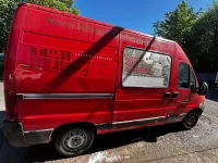 Gebraucht Peugeot Boxer 127 PS (93 kW) 2005 Rot Van
