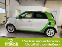Gebraucht Smart ForFour Electric Drive Passion 60 kW (82 PS) 2018 Weiss Kleinwagen