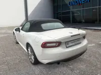 Gebraucht Fiat 124 Spider Lusso 140 PS (102 kW) 2019 Weiß Cabrio