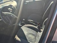 Gebraucht Opel Astra 105 PS (77 kW) 2001 Silber Kombi