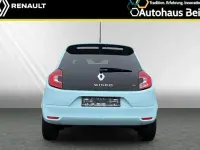 Second-hand Renault Twingo Techno 60 kW (82 CP) 2023 Albastru Hatchback