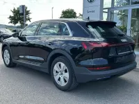 Gebraucht Audi e-tron 230 kW (313 PS) 2022 Schwarz SUV