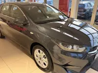 Neu Kia Ceed Vision 140 PS (102 kW) 2026 Grau Kleinwagen