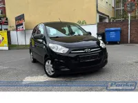 Gebraucht Hyundai i10 69 PS (50 kW) 2012 Phantom black Kleinwagen