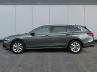 Neu Skoda Superb Selection 193 PS (141 kW) 2025 Graphitegrau metallic Kombi