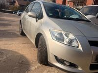 Gebraucht Toyota Auris 124 PS (91 kW) 2008 Silber Kleinwagen