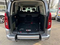 Gebraucht Opel Combo Elegance 131 PS (96 kW) 2021 Grau Van / Kleinbus