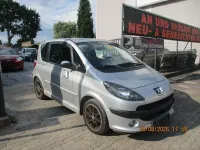Gebraucht Peugeot 1007 Premium 109 PS (80 kW) 2008 Grau Van / Kleinbus