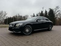 Gebraucht Mercedes E220 194 PS (142 kW) 2016 Schwarz Limousine