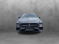 Gebraucht Mercedes B200 AMG line 163 PS (119 kW) 2025 Lack mountaingrau Kleinwagen