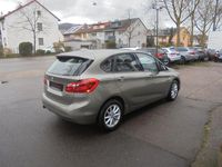 Gebraucht BMW 218 Active Tourer 136 PS (100 kW) 2015 Silber Van / Kleinbus