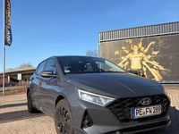 Gebraucht Hyundai i20 Intro Edition 101 PS (74 kW) 2021 Grau Kleinwagen