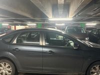 Gebraucht Ford Focus 140 PS (102 kW) 2009 Blau Kleinwagen