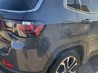 Gebraucht Jeep Compass Limited 150 PS (110 kW) 2021 Grau SUV