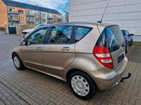 Gebraucht Mercedes A180 109 PS (80 kW) 2005 Gold Limousine