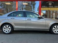 Gebraucht Mercedes C180 Elegance 156 PS (114 kW) 2007 Silber Limousine