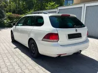 Gebraucht VW Golf VI Comfortline 105 PS (77 kW) 2010 Weiß Kleinwagen