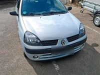 Gebraucht Renault Clio II 58 PS (42 kW) 2003 Silber Kleinwagen