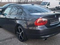 Gebraucht BMW 320 177 PS (130 kW) 2008 Grau Limousine