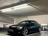 Gebraucht BMW 320 Cabriolet 170 PS (125 kW) 2009 Schwarz Cabrio