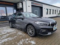 Gebraucht BMW 120 Advantage 190 PS (139 kW) 2022 Schwarz Kleinwagen