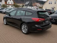 Gebraucht Ford Focus Cool & Connect 120 PS (88 kW) 2022 Schwarz Kombi