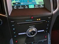 Gebraucht Ford S-MAX Titanium 179 PS (131 kW) 2018 Silber Van / Kleinbus