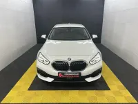 Gebraucht BMW 120 Advantage 179 PS (131 kW) 2021 Weiß Kleinwagen