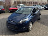 Gebraucht Ford Fiesta 95 PS (69 kW) 2012 Blau Kleinwagen