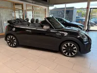 Gebraucht Mini Cooper S Cabriolet 178 PS (130 kW) 2023 Schwarz Cabrio