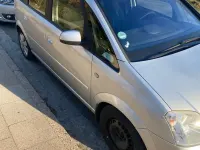 Gebraucht Opel Meriva 101 PS (74 kW) 2003 Silber Van / Kleinbus