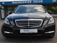 Gebraucht Mercedes E200 184 PS (135 kW) 2011 Schwarz Limousine