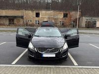 Gebraucht Volvo V60 Summum 205 PS (150 kW) 2011 Schwarz Kombi